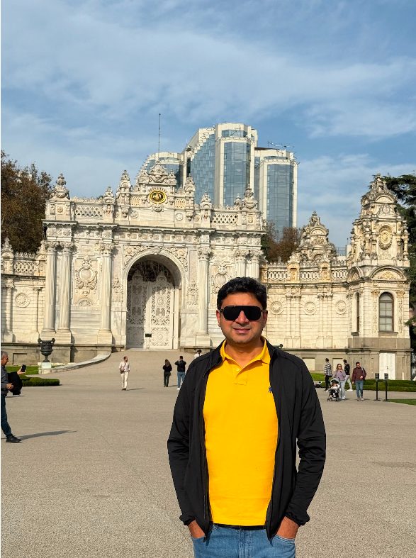 Dolmabahce Palace gate, Istanbul